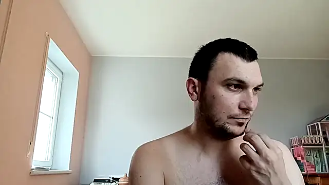 Snapshot of homass3 chatting on 10-24-25, 12:01 homass3 online show from 10-24-25, 12:01