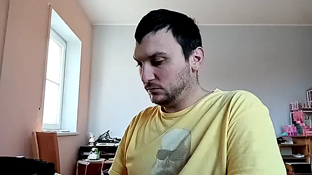 Snapshot of homass3 chatting on 11-28-25, 12:41 homass3 online show from 11-28-25, 12:41