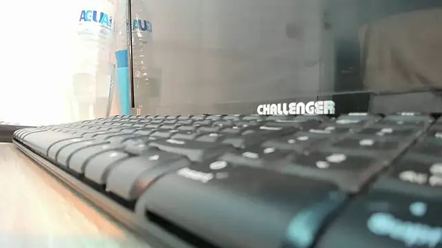 Snapshot of Lunastar02 chatting on 03-16-25, 08:21 Lunastar02 online show from 03-16-25, 08:21