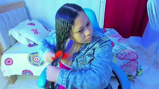 Snapshot of Lunastar02 chatting on 11-13-25, 01:10 Lunastar02 online show from 11-13-25, 01:10