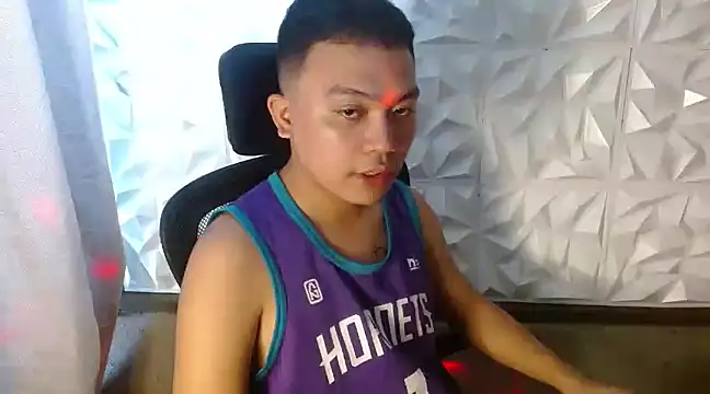 Snapshot of xsweetasian69x chatting on 03-14-25, 07:04 xsweetasian69x online show from 03-14-25, 07:04