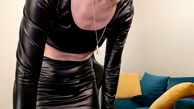 EveEnigma online show from 02-01-25, 06:19