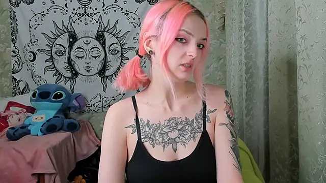 Snapshot of Cutie_Adelia chatting on 12-07-24, 11:51 Cutie Adelia online show from 12-07-24, 11:51