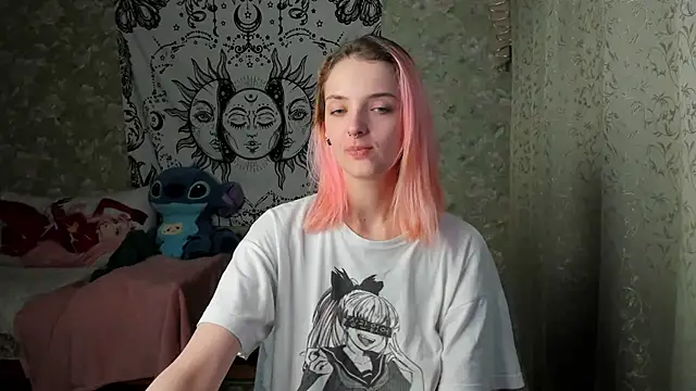 Snapshot of Cutie_Adelia chatting on 02-08-25, 01:44 Cutie Adelia online show from 02-08-25, 01:44