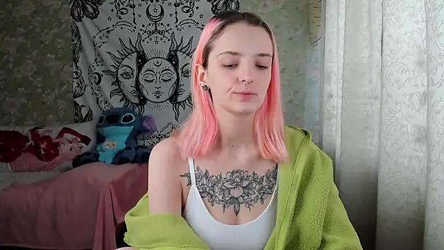 Snapshot of Cutie_Adelia chatting on 02-10-25, 07:26 Cutie Adelia online show from 02-10-25, 07:26