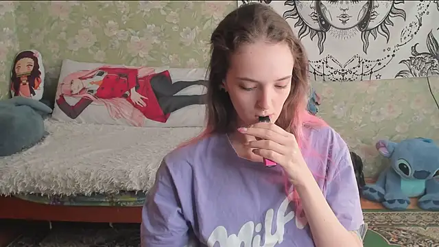 Cutie Adelia online show from 03-31-26, 09:32