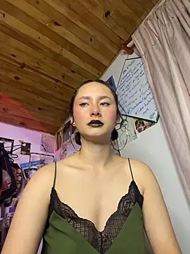 Snapshot of bellaa-w chatting on 03-29-26, 01:38 bellaa-w online show from 03-29-26, 01:38