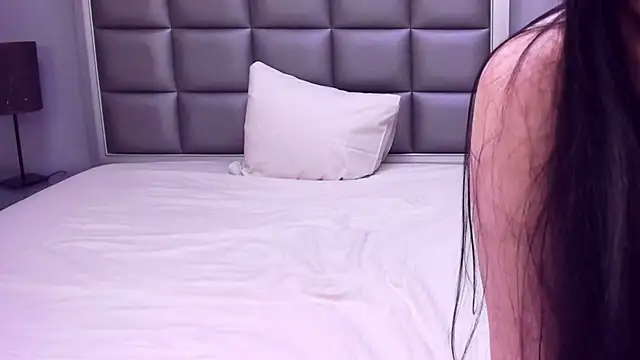 Snapshot of HellennSweet chatting on 03-12-25, 11:53 HellennSweet online show from 03-12-25, 11:53