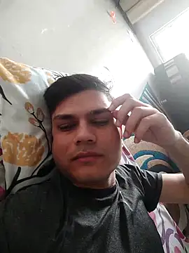 alex78265 online show from 09-15-25, 01:05