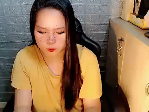 Snapshot of UrFuckingSweet_Angelxxx chatting on 02-27-26, 12:43 UrFuckingSweet Angelxxx online show from 02-27-26, 12:43