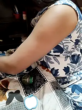 Diya 143 online show from 10-20-25, 06:14