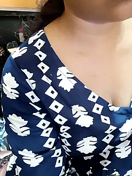 Diya 143 online show from 10-31-25, 08:48