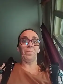 Dettybitch40 online show from 12-15-25, 01:15