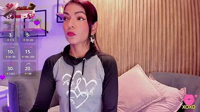 Snapshot of HannaPetit chatting on 02-20-25, 11:42 HannaPetit online show from 02-20-25, 11:42