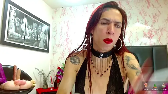 Snapshot of VanessaWolf chatting on 10-11-25, 02:37 VanessaWolf online show from 10-11-25, 02:37