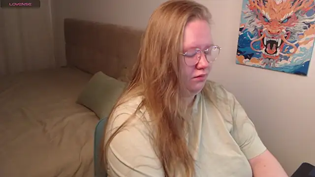 Snapshot of Ann_Muna chatting on 12-17-24, 04:00 Ann Muna online show from 12-17-24, 04:00