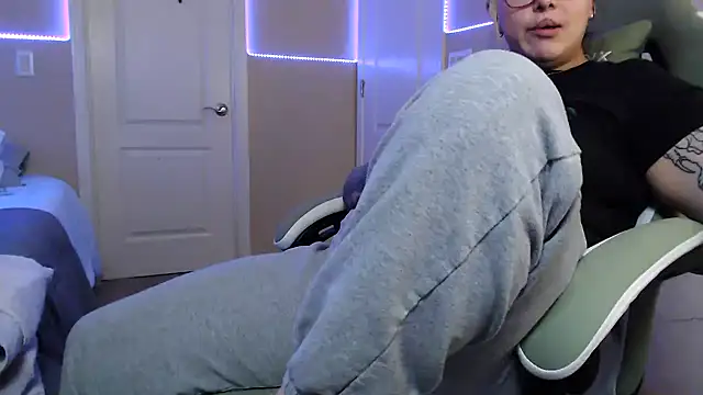 nativepumpkin95 online show from 01-25-25, 03:51