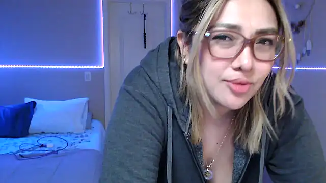 nativepumpkin95 online show from 01-28-25, 04:29