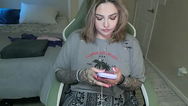 nativepumpkin95 online show from 02-01-25, 12:18