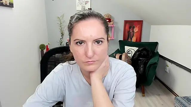 ChloeHottyX online show from 03-07-25, 10:56