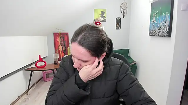 ChloeHottyX online show from 02-11-26, 03:00