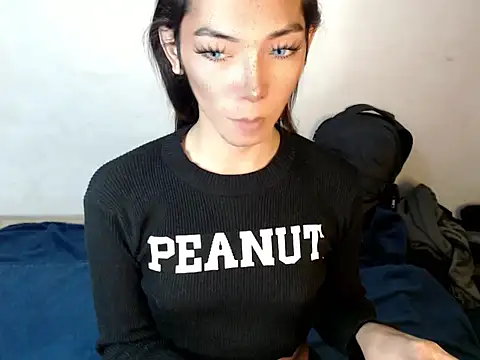 Snapshot of perly_169 chatting on 12-26-24, 06:41 perly 169 online show from 12-26-24, 06:41