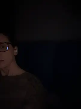 Snapshot of Fiona_Kent_ chatting on 01-05-25, 03:53 Fiona Kent online show from 01-05-25, 03:53