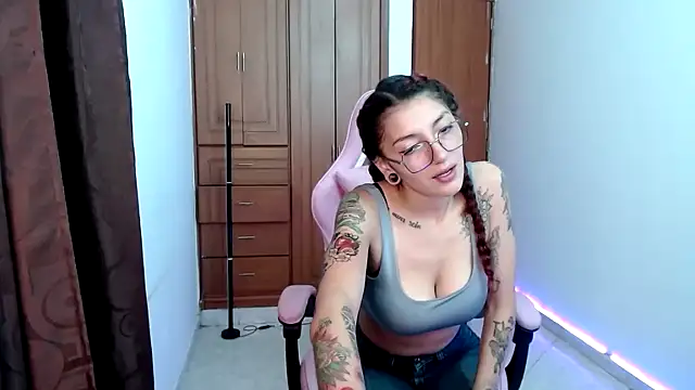 tastymeli online show from 01-15-25, 02:38