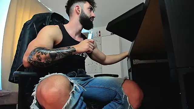 liamaesthetic online show from 04-14-26, 07:14