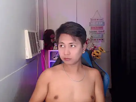 Snapshot of khael_moreno chatting on 11-21-25, 01:59 khael moreno online show from 11-21-25, 01:59