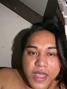 Snapshot of bettina_love chatting on 11-02-25, 06:54 bettina love online show from 11-02-25, 06:54