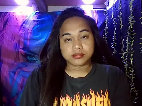 Snapshot of bettina_love chatting on 12-01-25, 01:49 bettina love online show from 12-01-25, 01:49