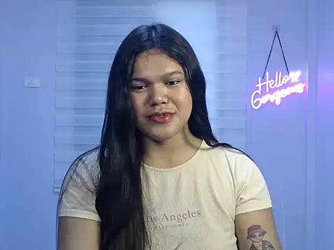 Snapshot of Miss_Ivanawolf chatting on 12-23-24, 02:24 Miss Ivanawolf online show from 12-23-24, 02:24