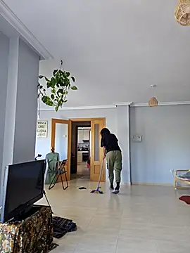 Goldenlace online show from 10-16-25, 10:27