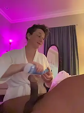 Vivian MayXxX online show from 10-26-25, 07:31