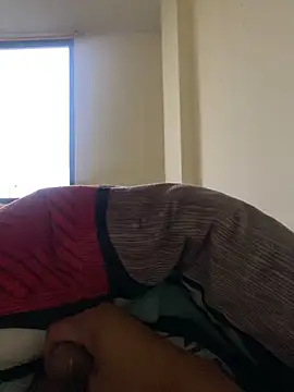 Snapshot of stuard-19 chatting on 10-27-25, 11:25 stuard-19 online show from 10-27-25, 11:25