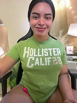 HotstuffCherrySummer online show from 02-13-25, 08:17