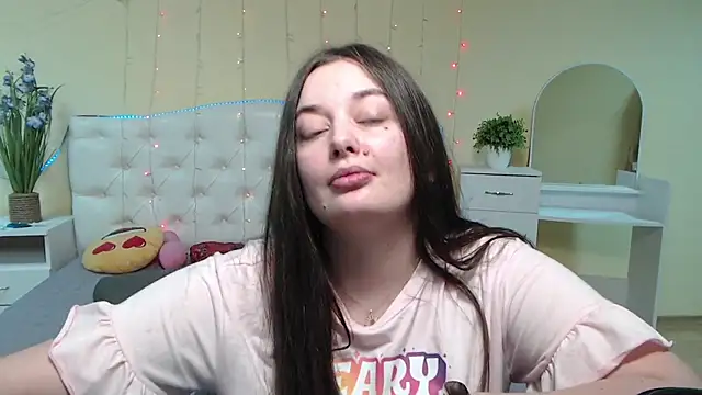 MilanaPrice online show from 01-29-25, 09:28