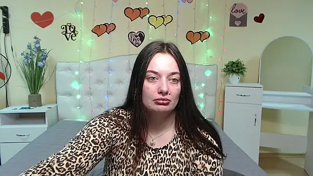 MilanaPrice online show from 03-11-25, 10:42