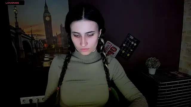 Snapshot of MaryEm976 chatting on 01-22-25, 10:18 MaryEm976 online show from 01-22-25, 10:18