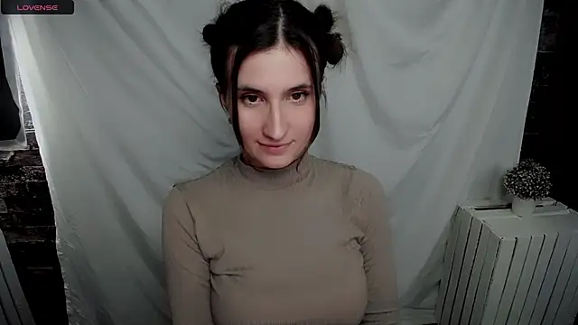 Snapshot of MaryEm976 chatting on 01-26-25, 01:36 MaryEm976 online show from 01-26-25, 01:36