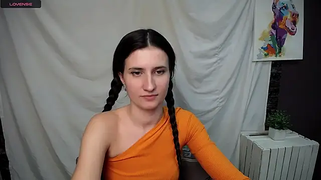 Snapshot of MaryEm976 chatting on 02-23-25, 03:18 MaryEm976 online show from 02-23-25, 03:18