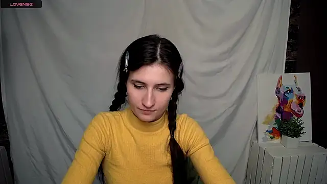 Snapshot of MaryEm976 chatting on 02-25-25, 12:03 MaryEm976 online show from 02-25-25, 12:03