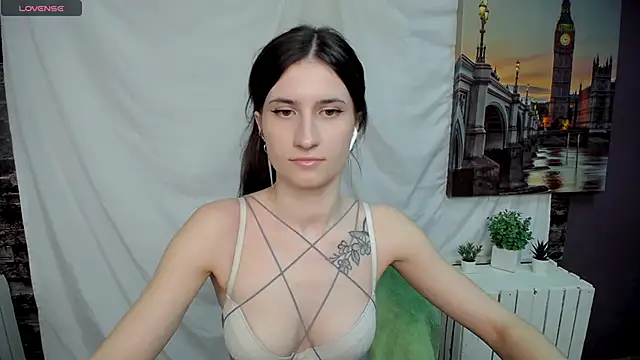 Snapshot of MaryEm976 chatting on 03-15-25, 09:41 MaryEm976 online show from 03-15-25, 09:41