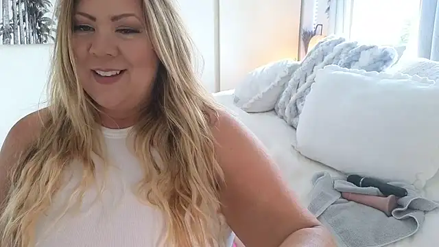 JESS LOVES online show from 04-05-26, 02:58