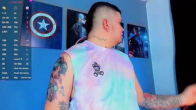 Snapshot of Thomas_chubbyxhot chatting on 01-17-25, 10:01 Thomas chubbyxhot online show from 01-17-25, 10:01