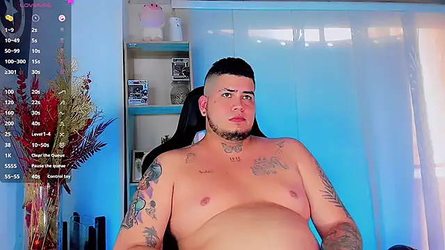 Snapshot of Thomas_chubbyxhot chatting on 02-08-25, 06:01 Thomas chubbyxhot online show from 02-08-25, 06:01