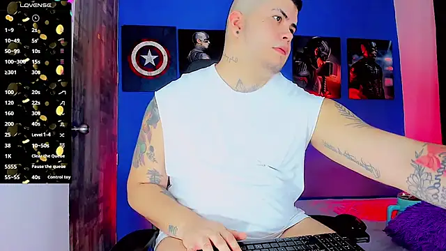 Snapshot of Thomas_chubbyxhot chatting on 09-11-25, 03:06 Thomas chubbyxhot online show from 09-11-25, 03:06