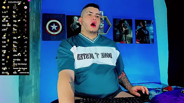 Snapshot of Thomas_chubbyxhot chatting on 10-05-25, 12:09 Thomas chubbyxhot online show from 10-05-25, 12:09