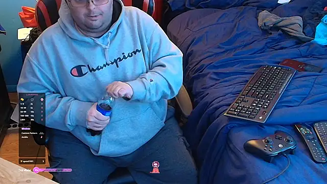 Snapshot of lefty15242 chatting on 04-28-26, 05:45 lefty15242 online show from 04-28-26, 05:45